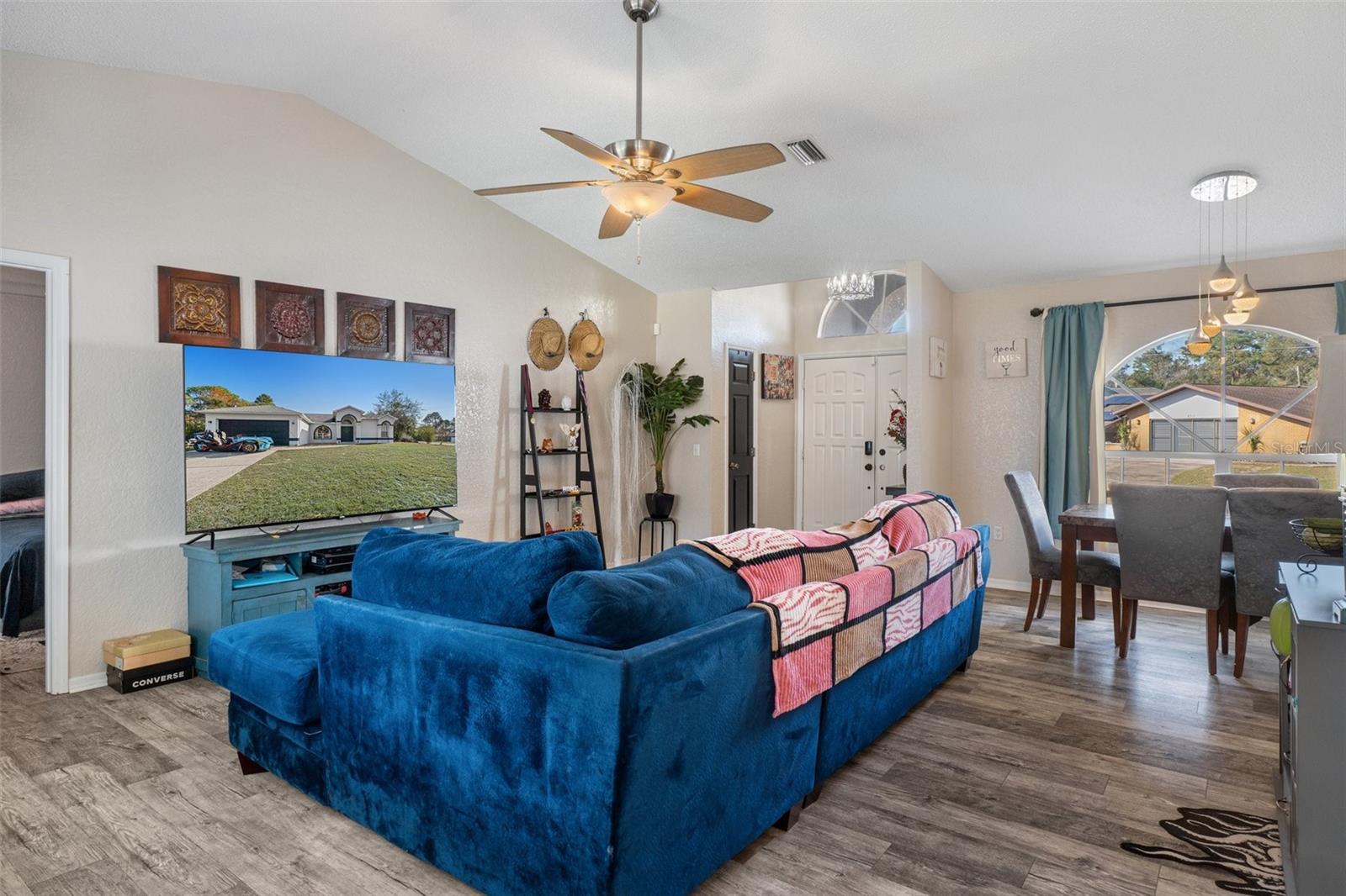 SPRING HILL - Residential