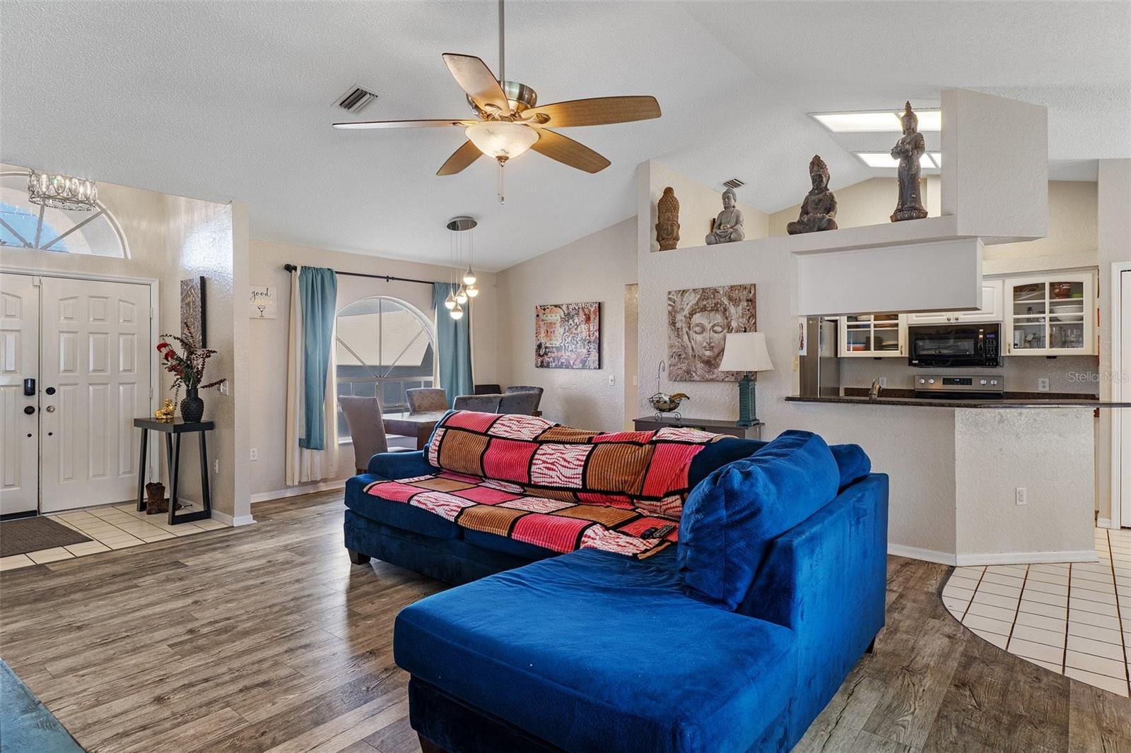 SPRING HILL - Residential