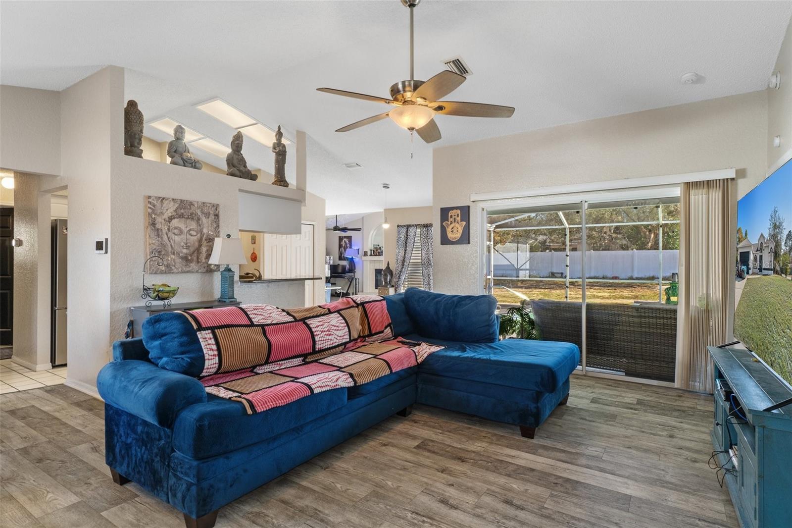 SPRING HILL - Residential