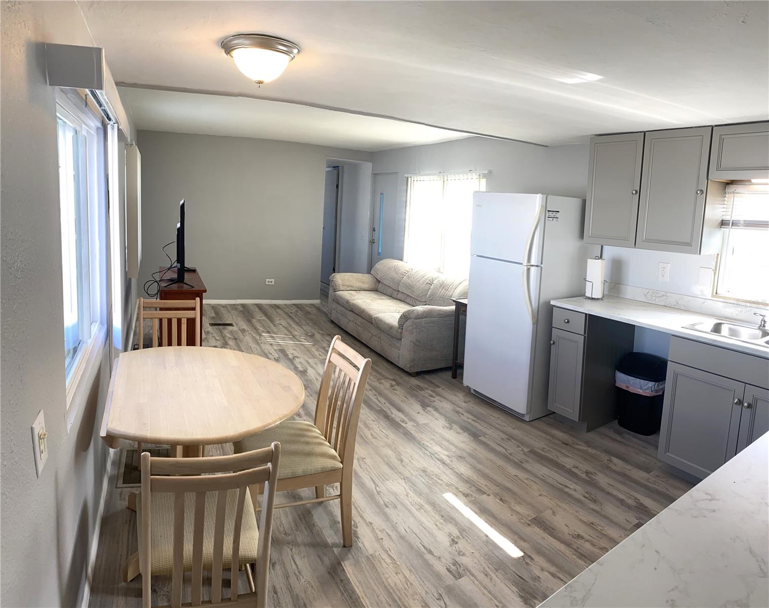 VENICE ISLE - Residential