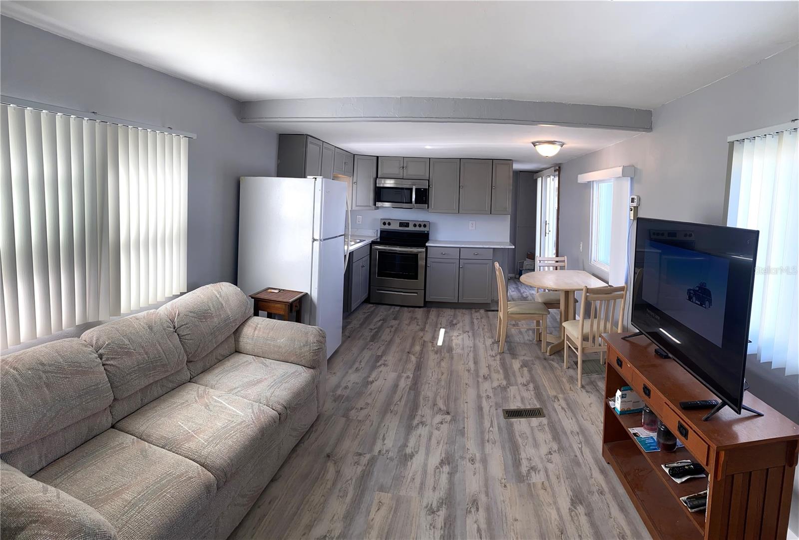 VENICE ISLE - Residential