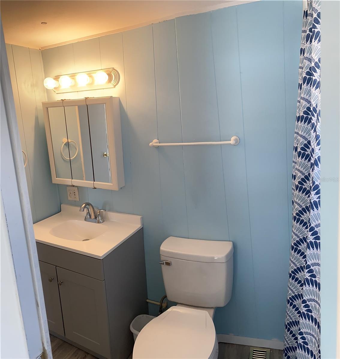 VENICE ISLE - Residential