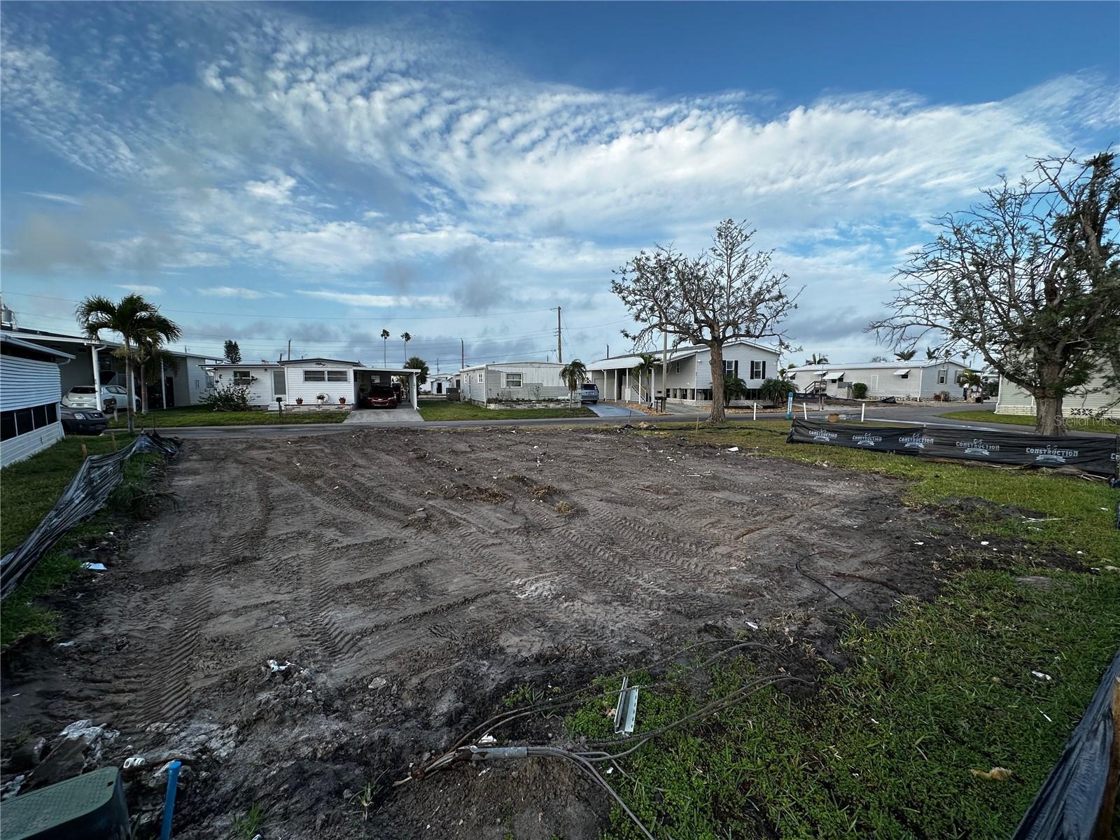 TROPIC ISLES CO-OP - Land