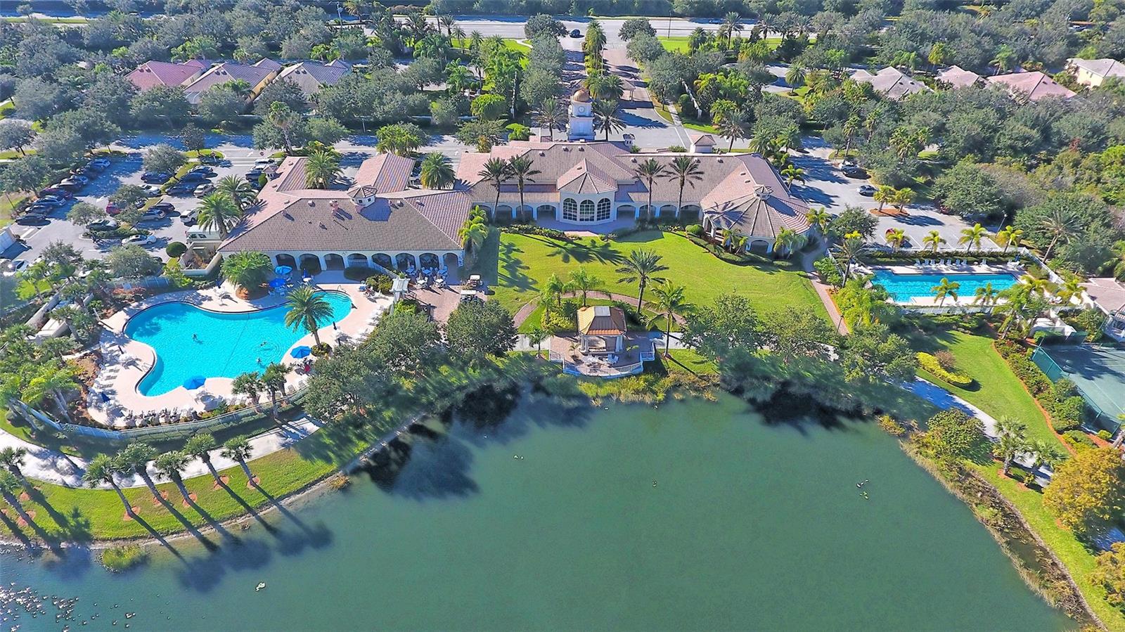 VILLAGEWALK - Residential