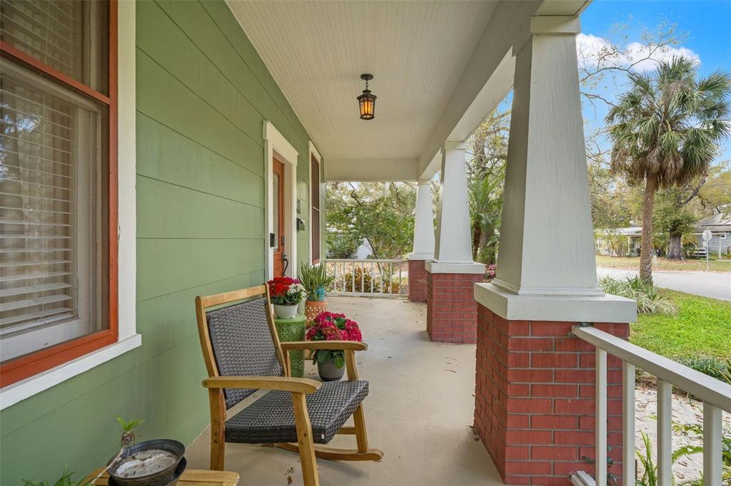 Photo of 816 W Idlewild Avenue, Tampa, FL 33604 (MLS # TB8483654)