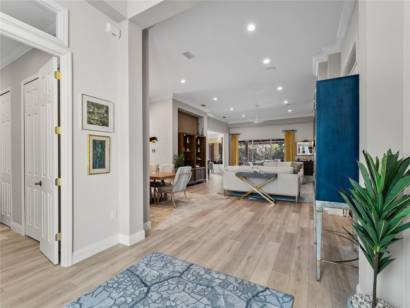 KENWOOD PARK - Residential