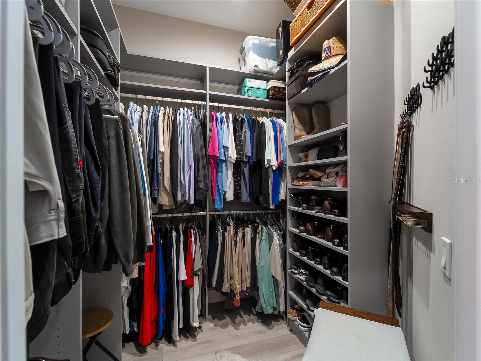 KENWOOD PARK - Residential