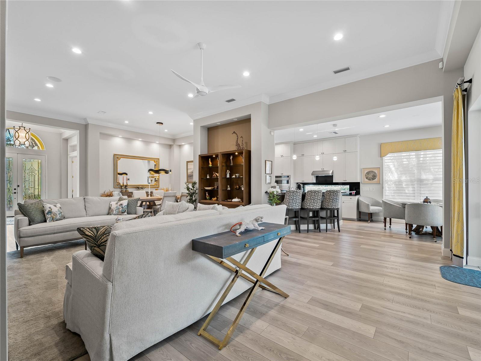 KENWOOD PARK - Residential