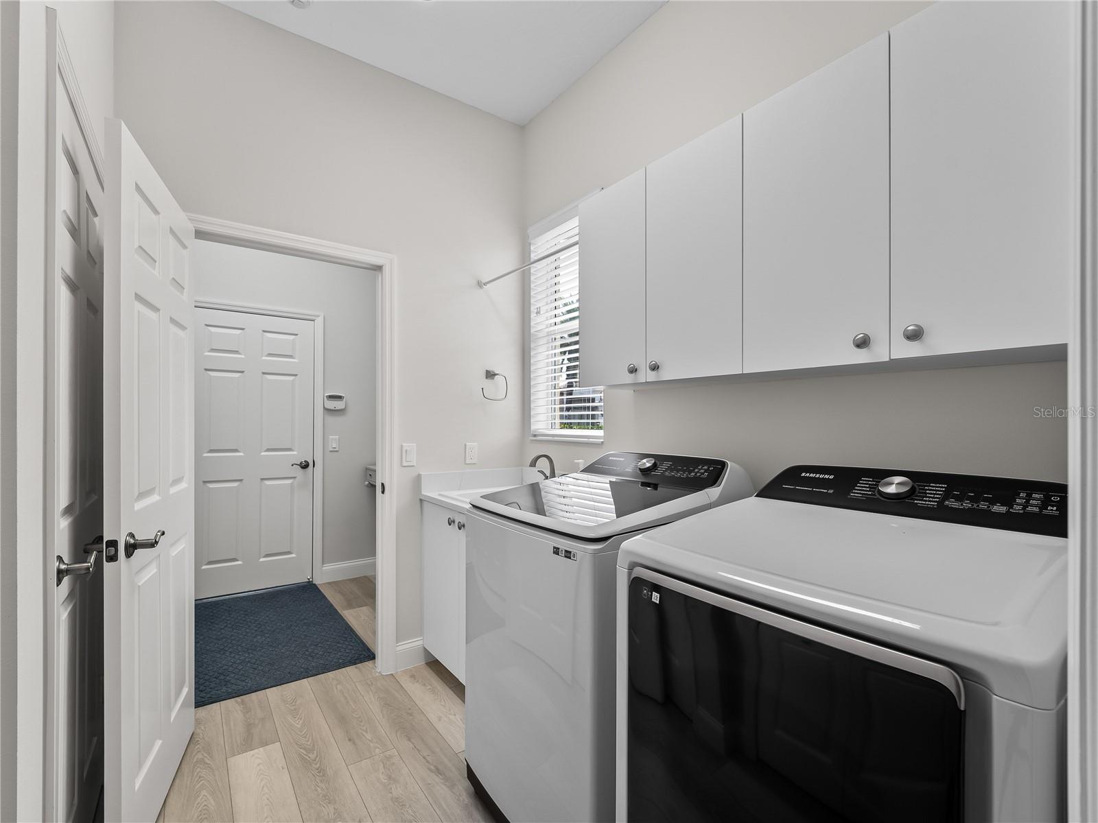 KENWOOD PARK - Residential