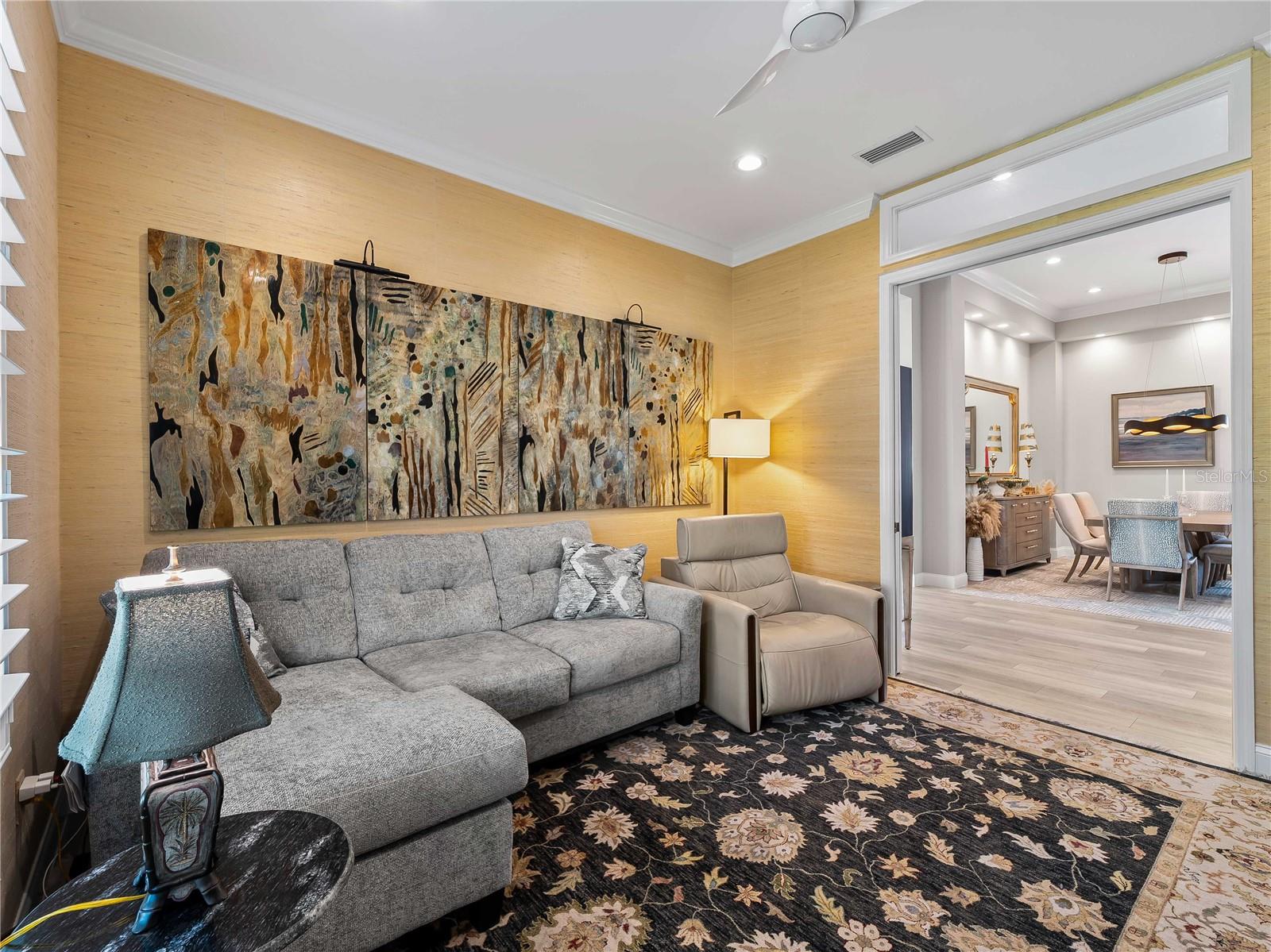 KENWOOD PARK - Residential