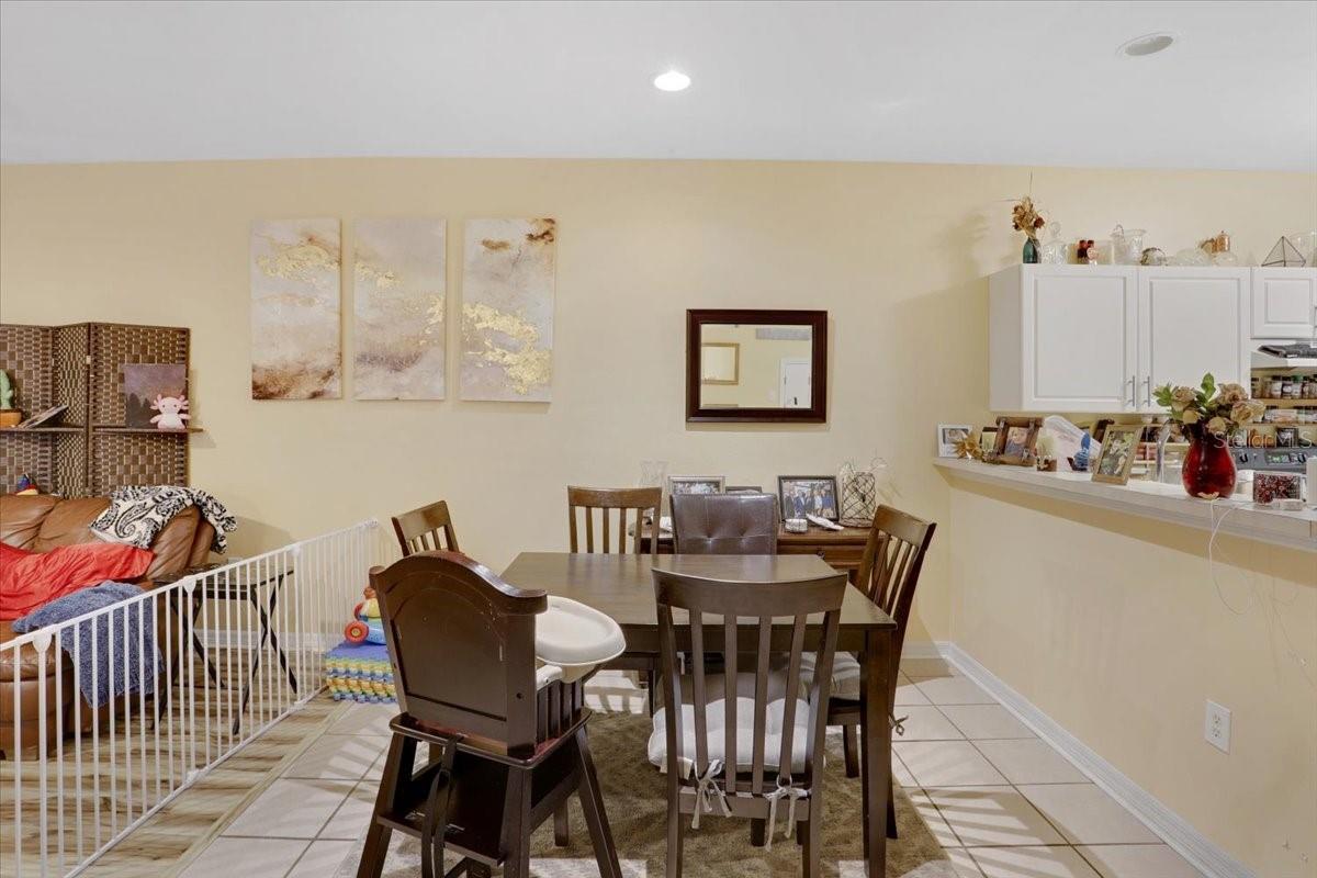 GREENS CONDOS AT WEST END - Residential