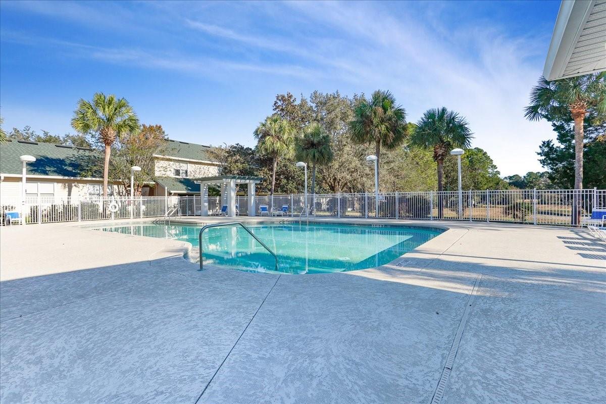 GREENS CONDOS AT WEST END - Residential