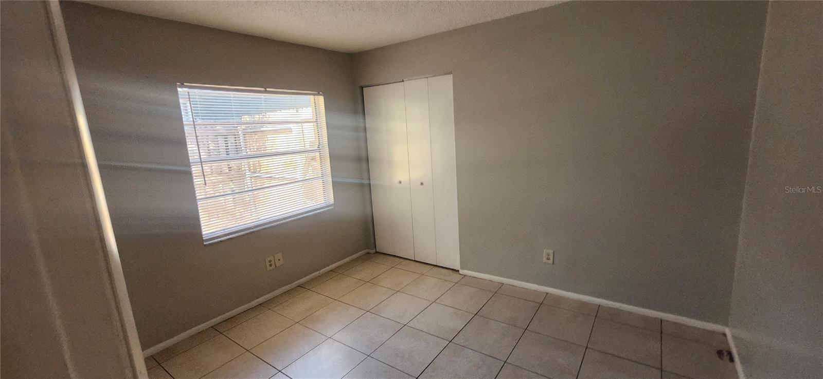 WILLOW LAKE - Residential