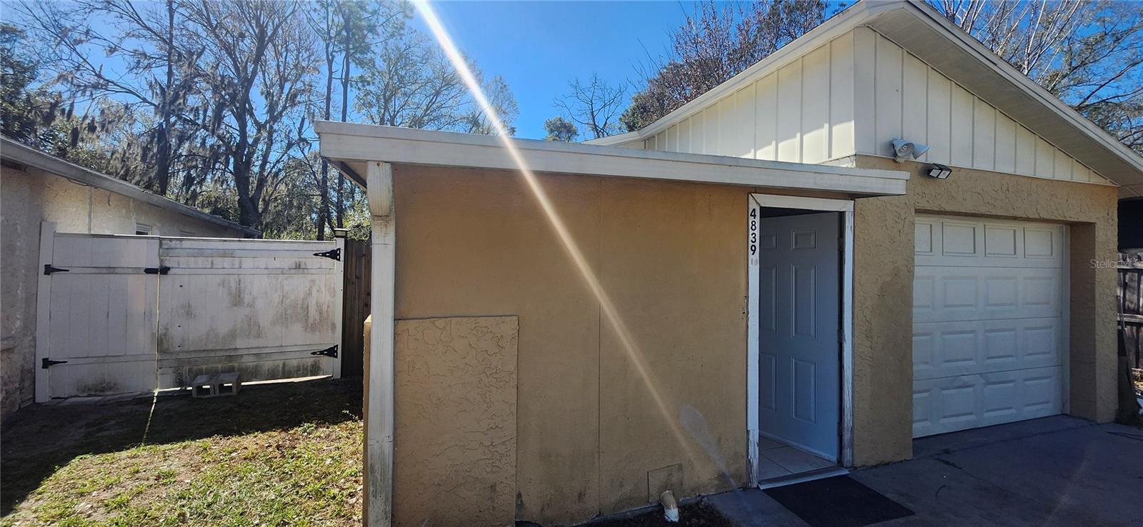 WILLOW LAKE - Residential