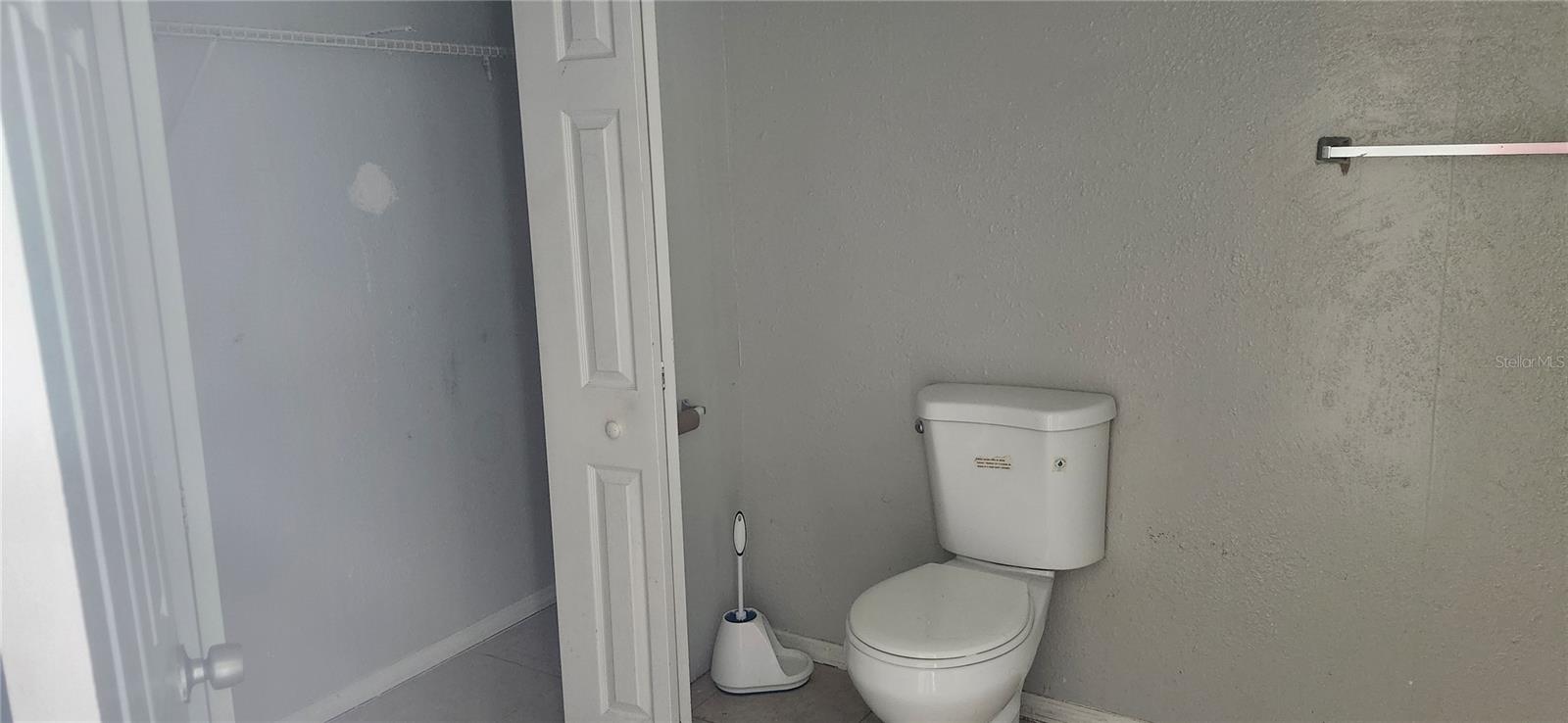 WILLOW LAKE - Residential