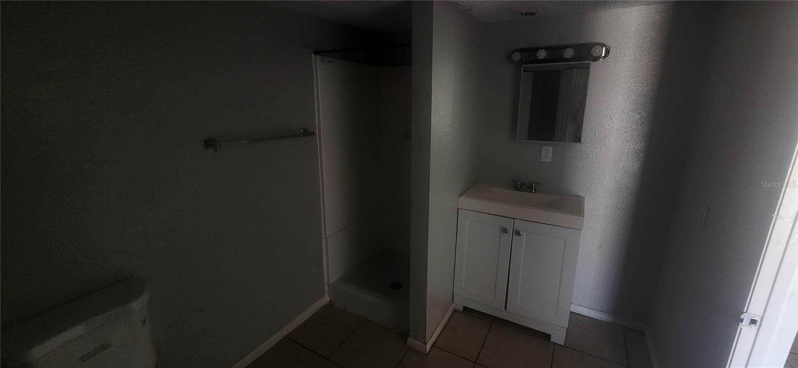 WILLOW LAKE - Residential