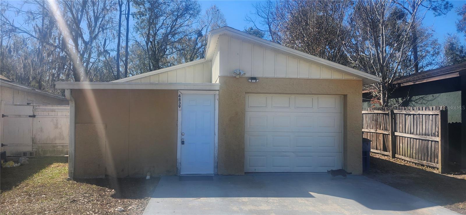 WILLOW LAKE - Residential