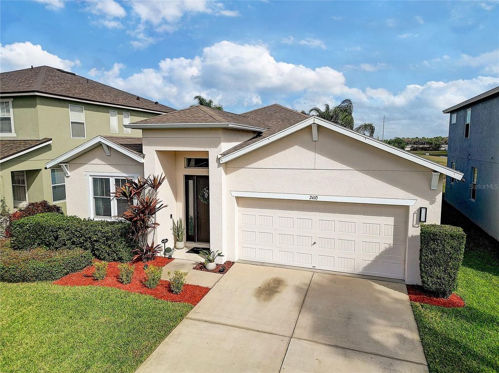 Photo of 2410 Hawks Point Court, Ruskin, FL 33570 (MLS # TB8483296)