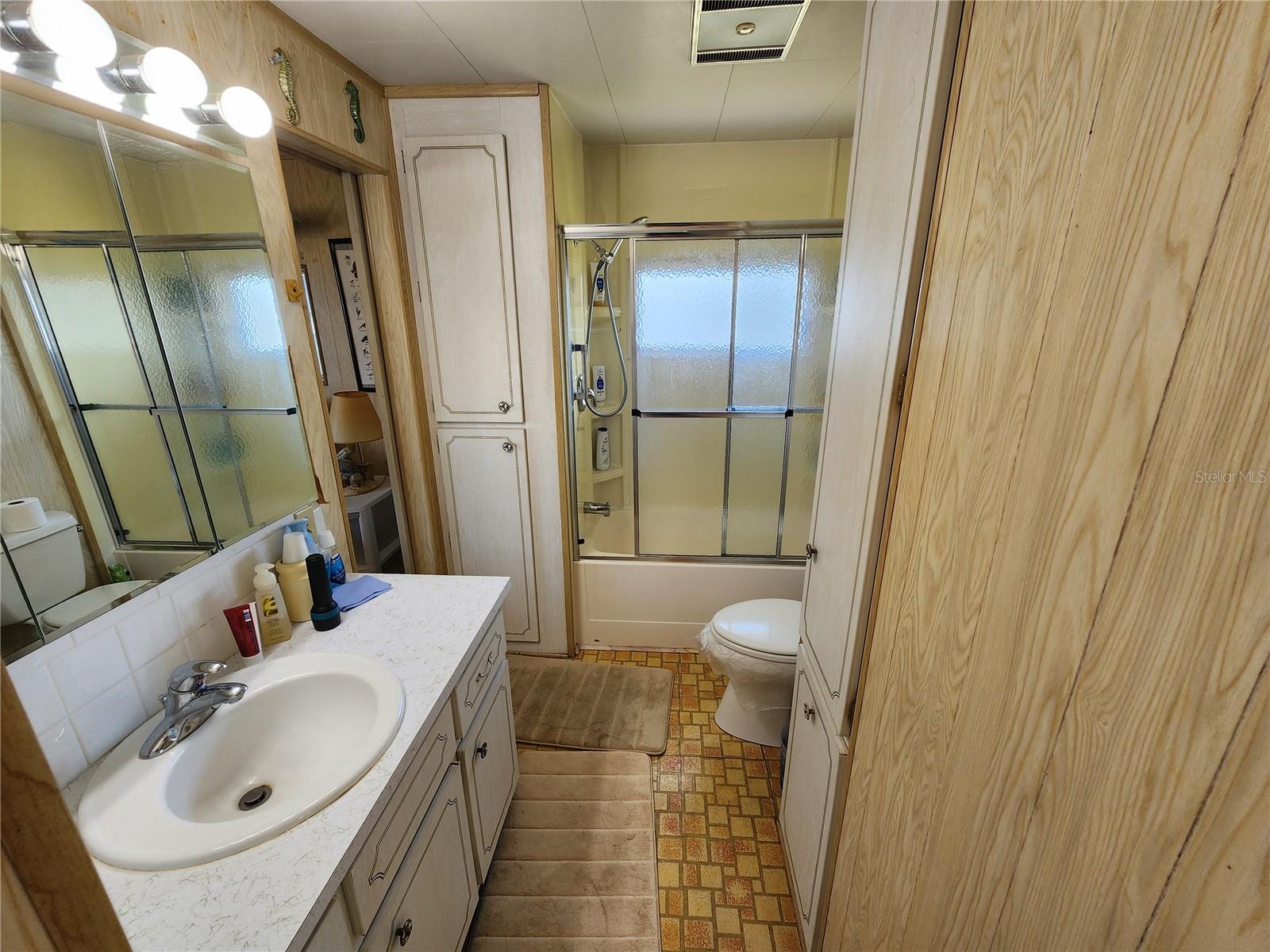 CHATEAU VILLAGE CO-OP - Residential