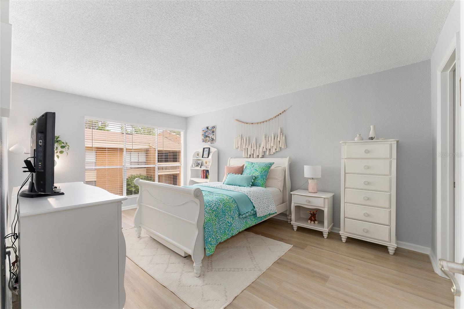 CREEKS EDGE CONDO - Residential