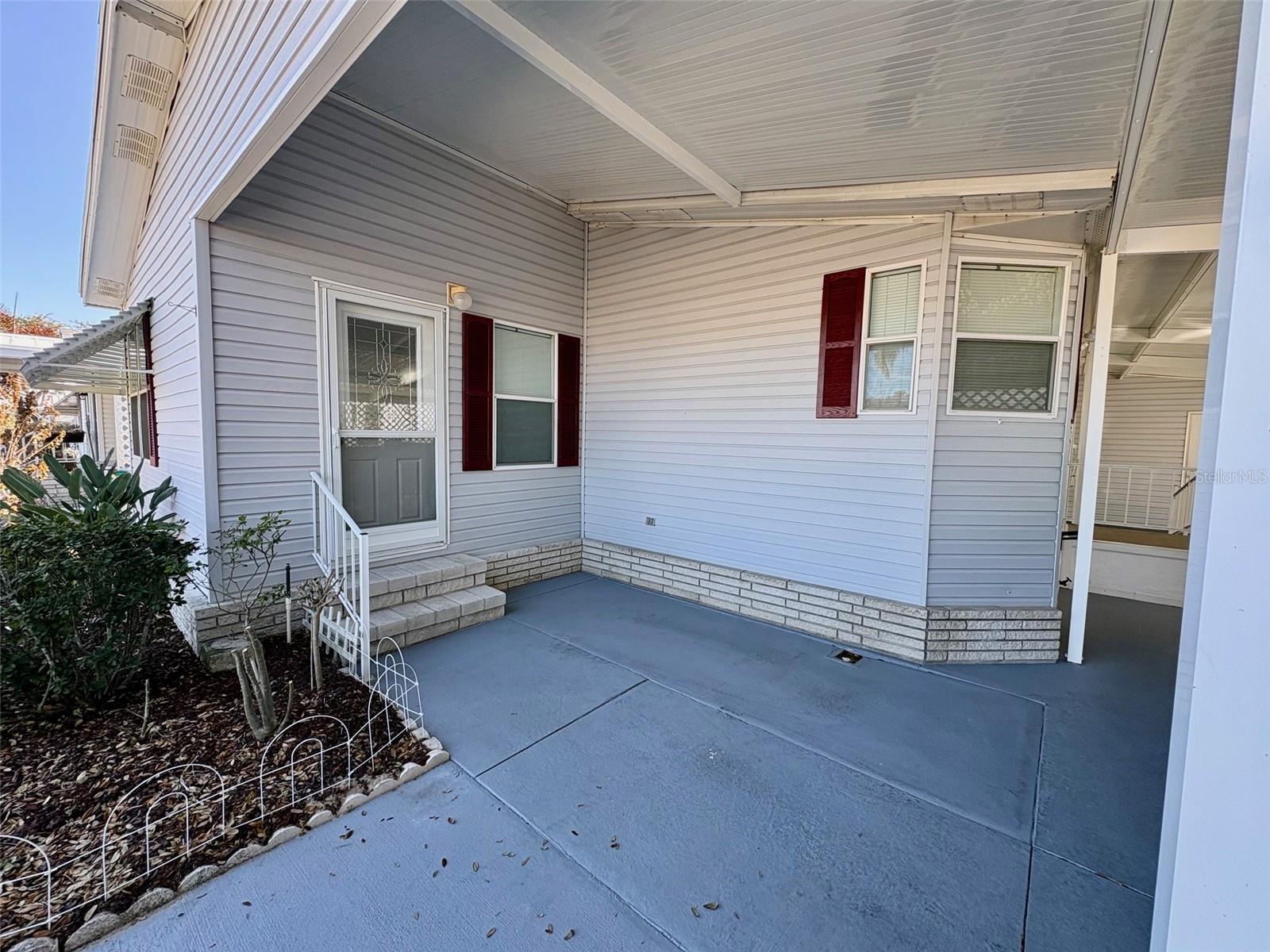 GARDEN GROVE OAKS - Residential