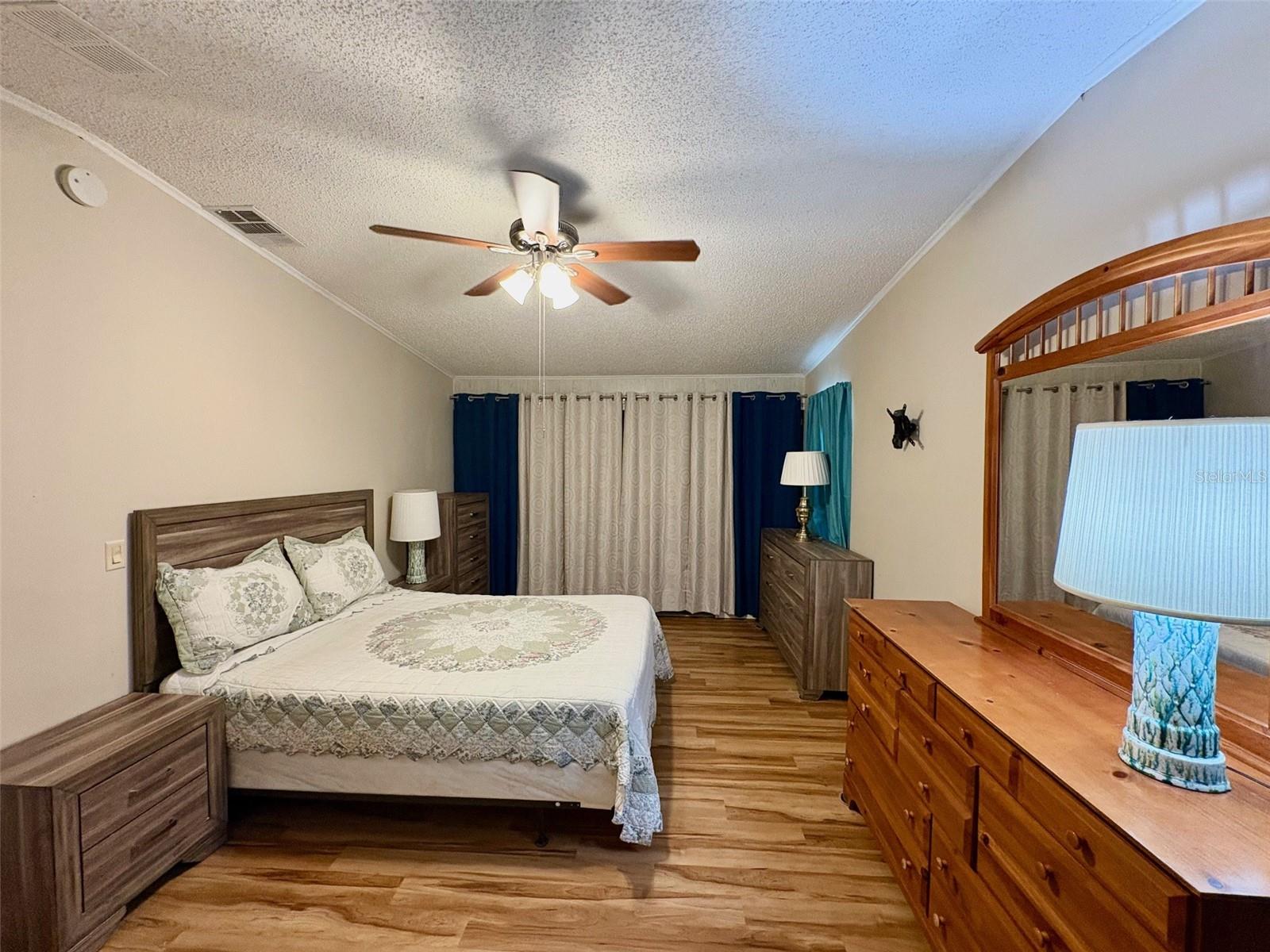 GARDEN GROVE OAKS - Residential