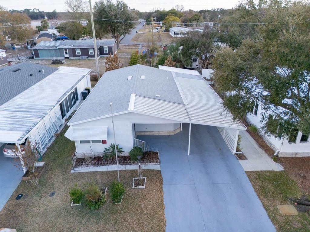 Photo of 6086 Southern Oaks Drive SE, Winter Haven, FL 33884 (MLS # L4959284)