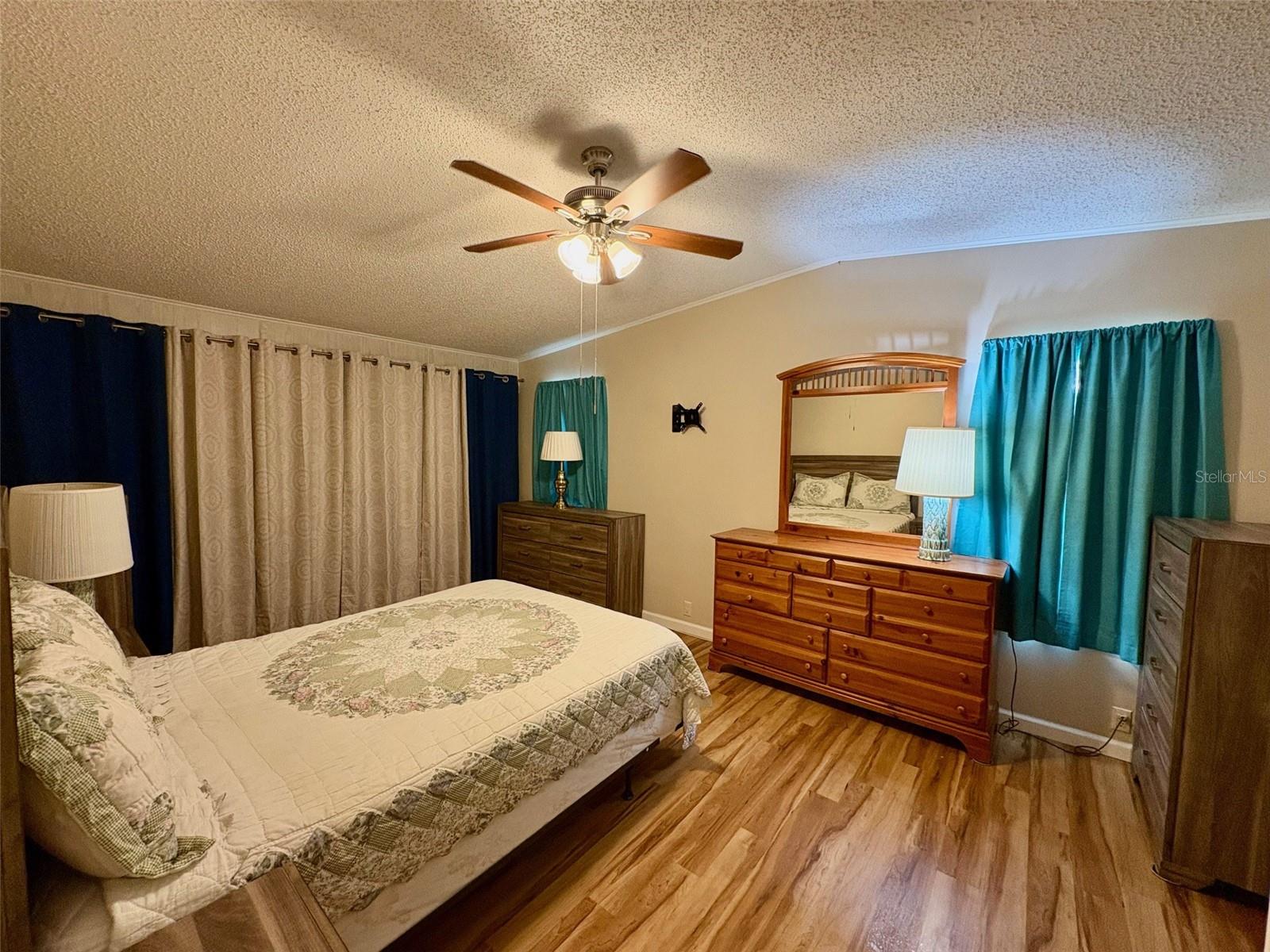 GARDEN GROVE OAKS - Residential