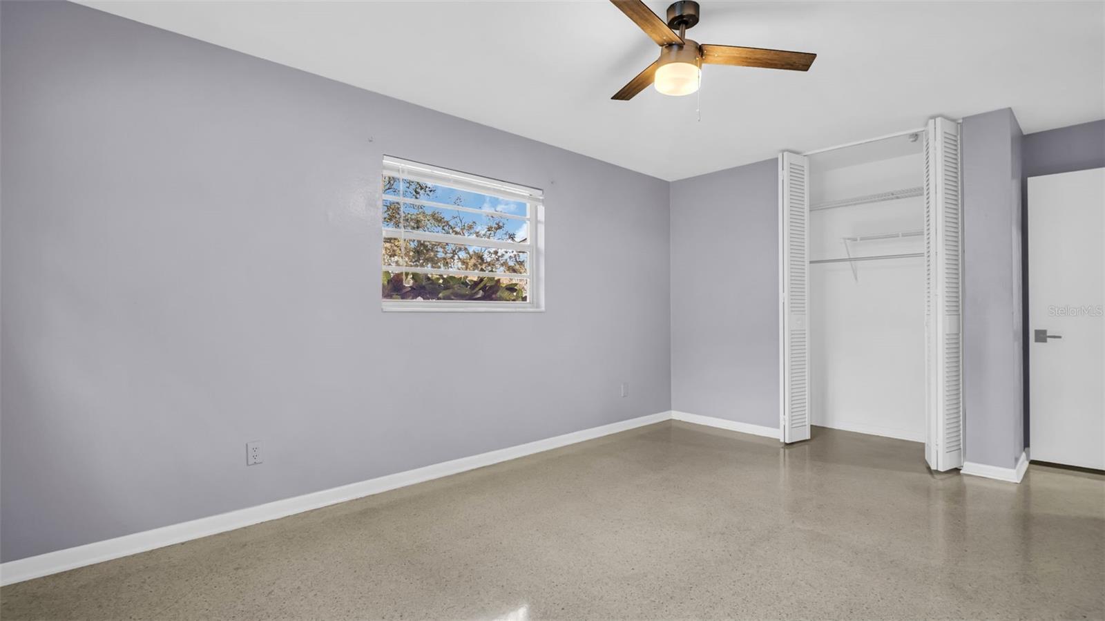 OAKHURST SHORES - Residential Lease