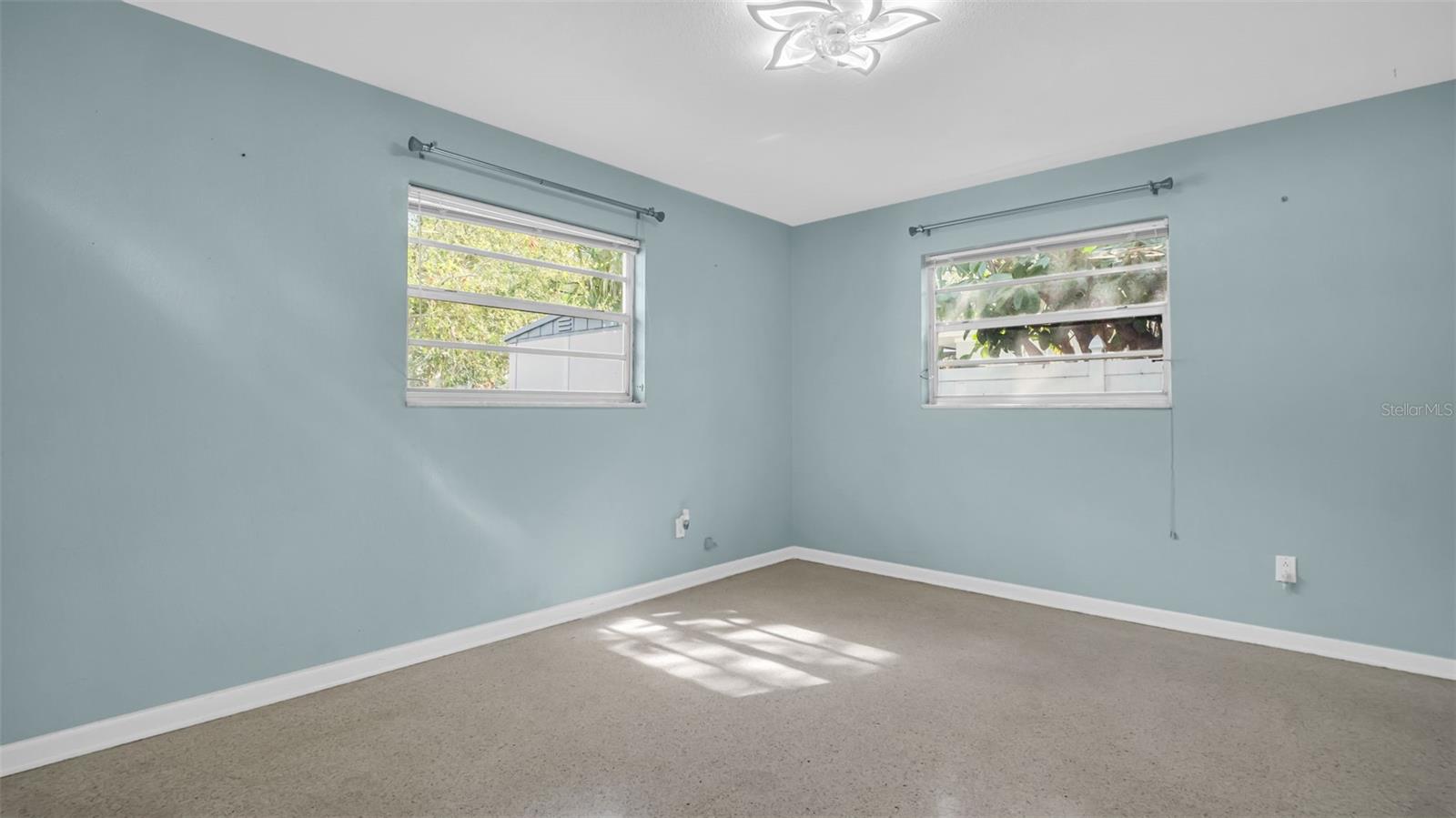 OAKHURST SHORES - Residential Lease