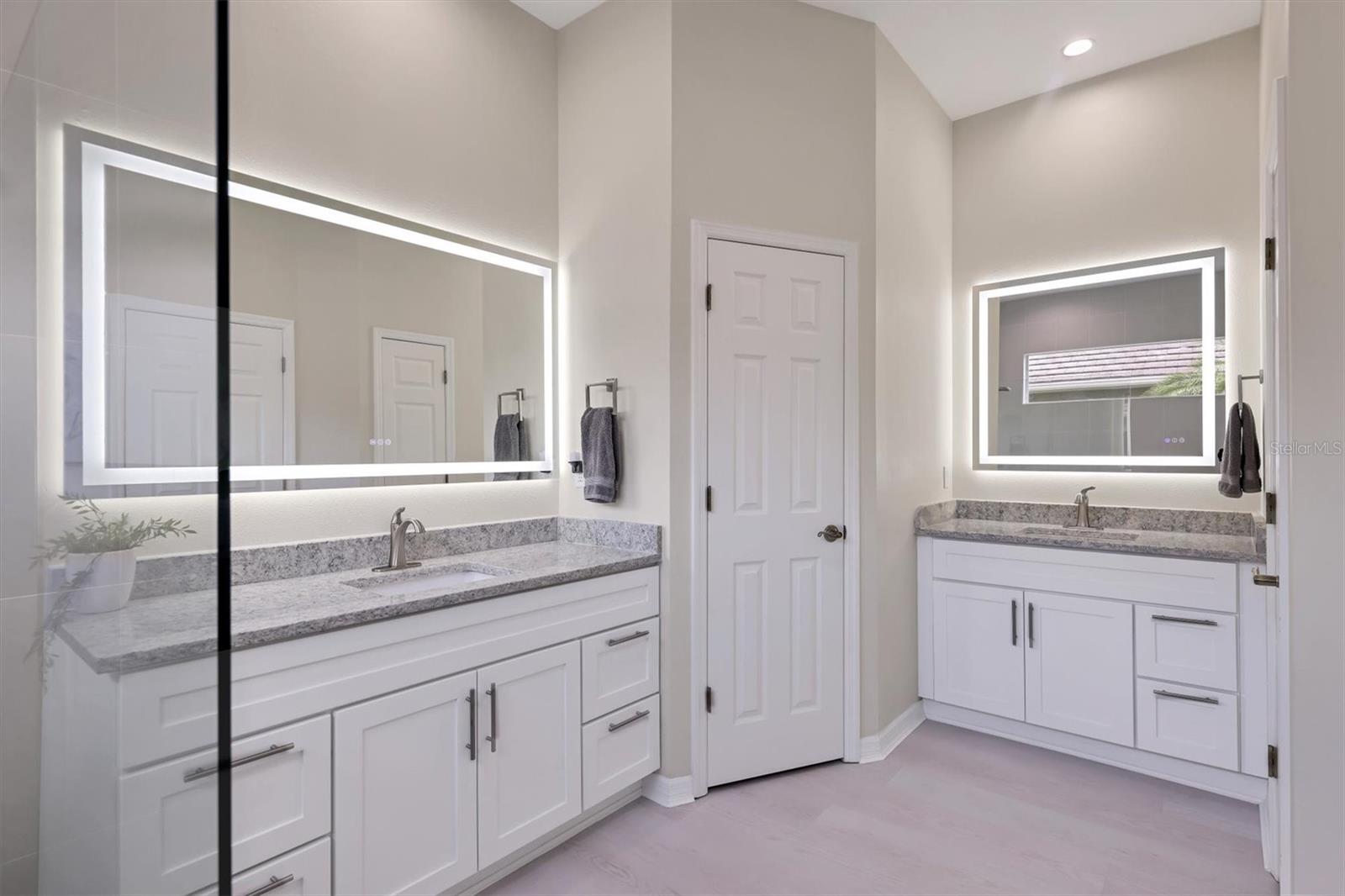 LAKEWOOD RANCH COUNTRY CLUB VILLAGE - Residential