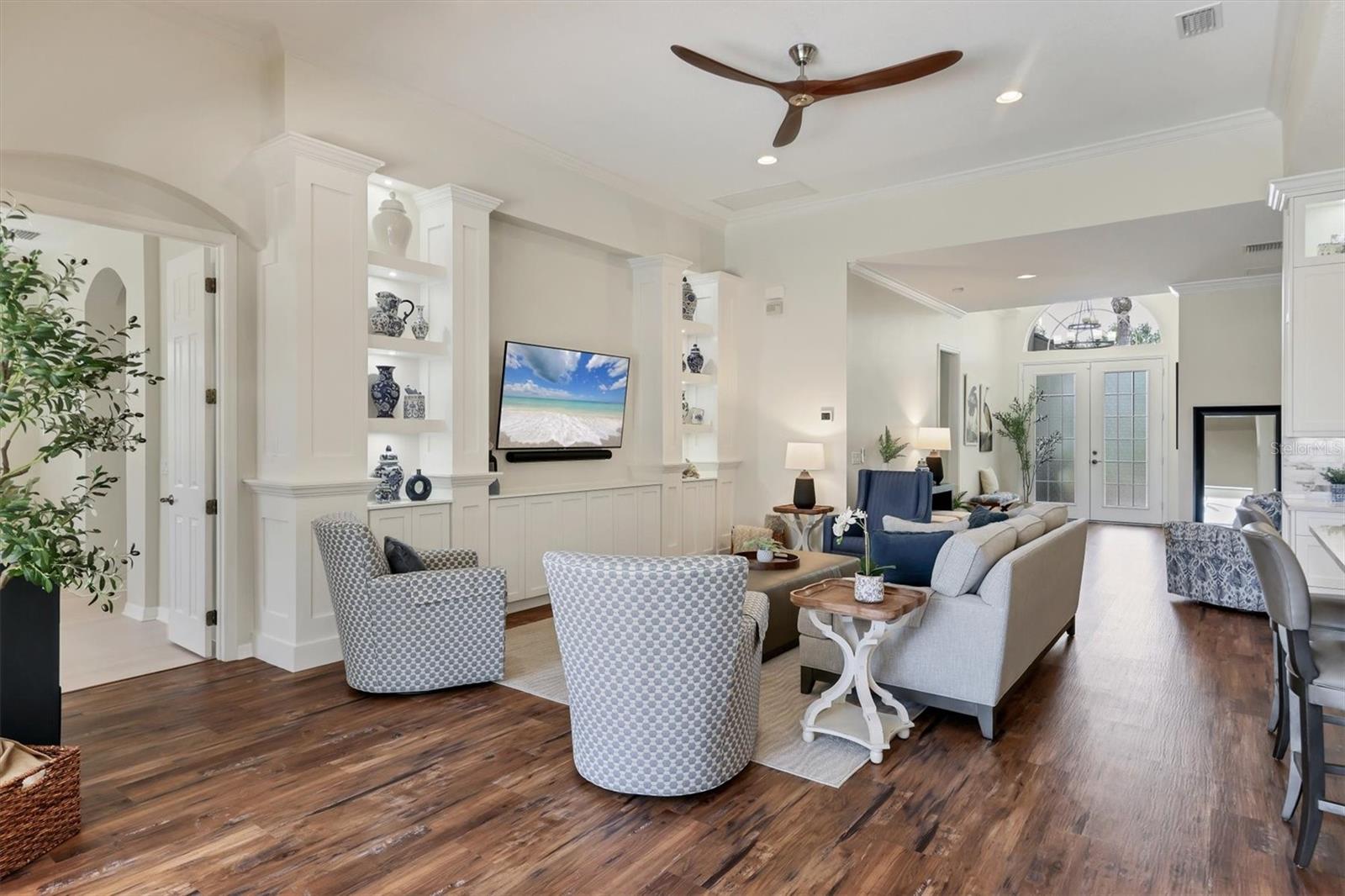 LAKEWOOD RANCH COUNTRY CLUB VILLAGE - Residential