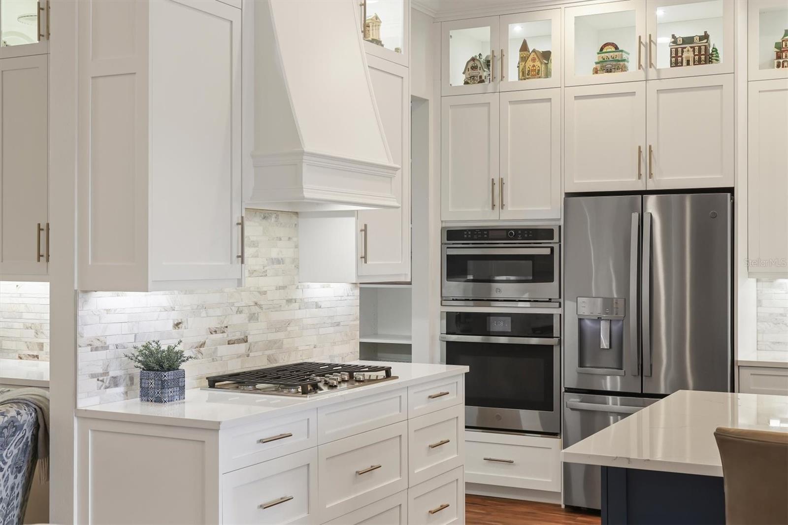 LAKEWOOD RANCH COUNTRY CLUB VILLAGE - Residential