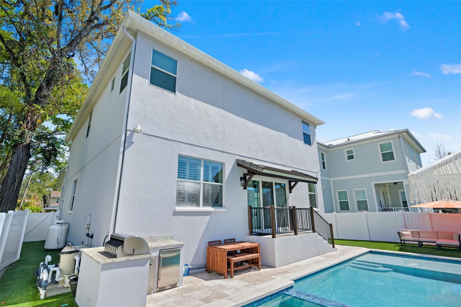 RIVERE - Residential