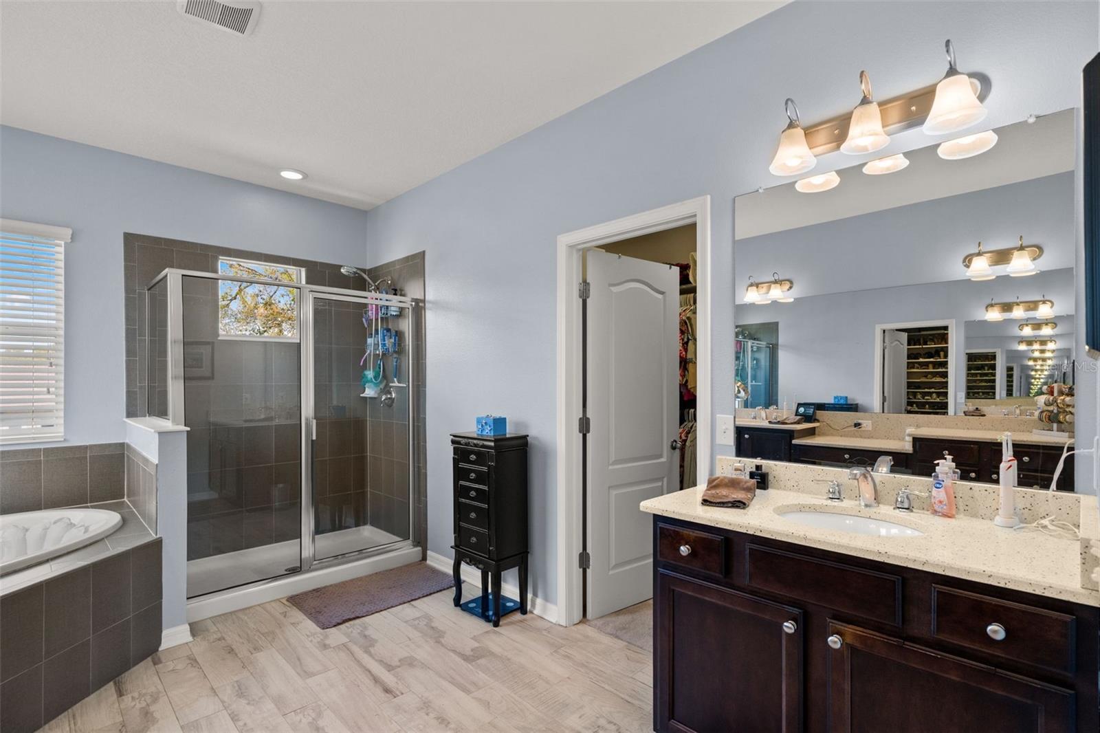 RIVERE - Residential