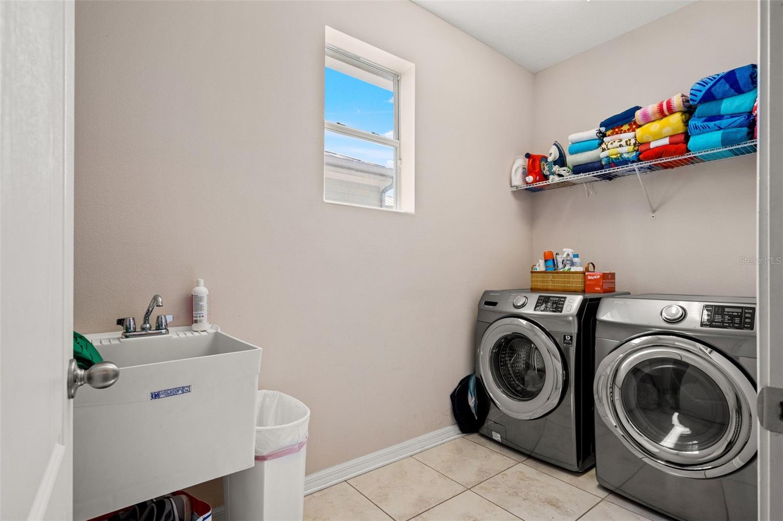 RIVERE - Residential