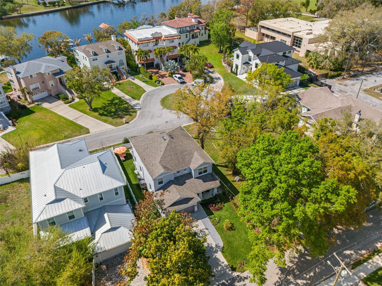 RIVERE - Residential