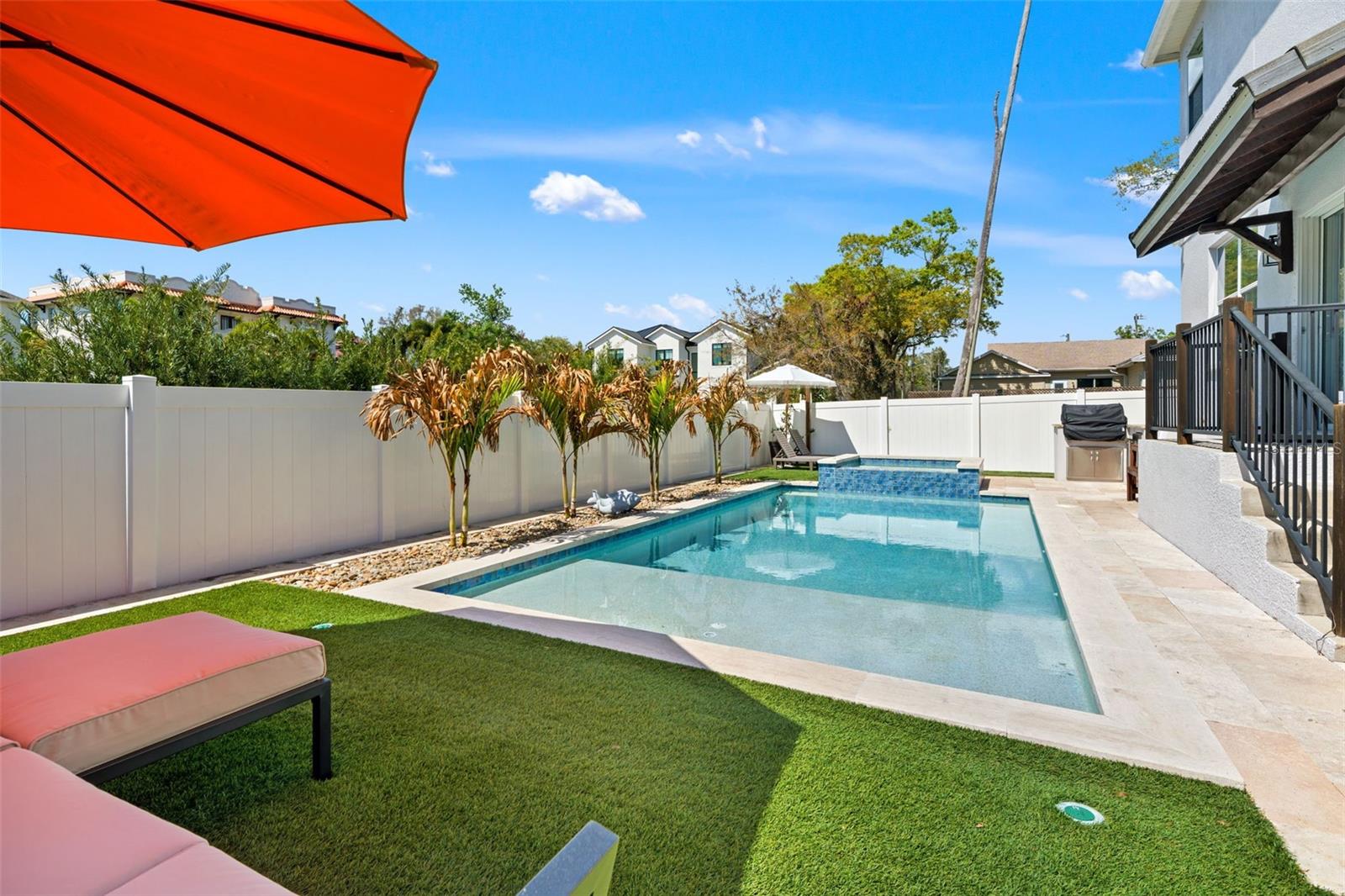 RIVERE - Residential