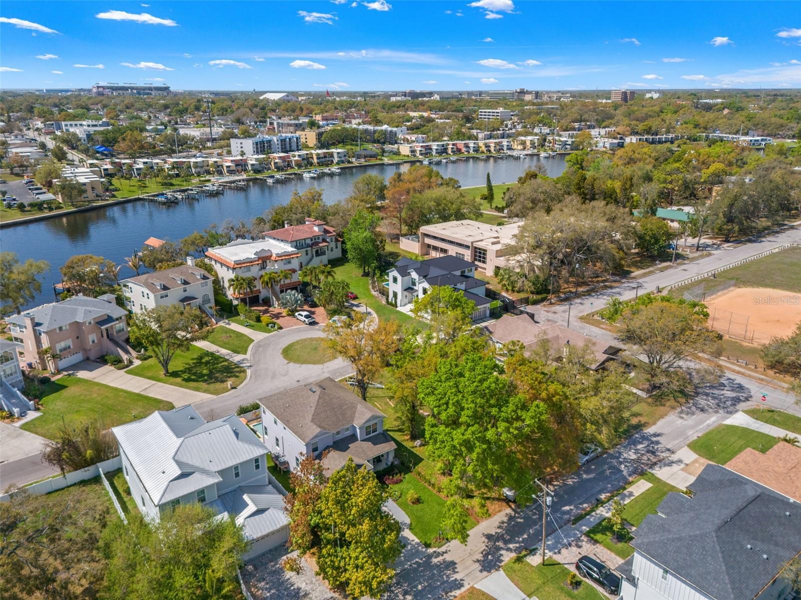 RIVERE - Residential