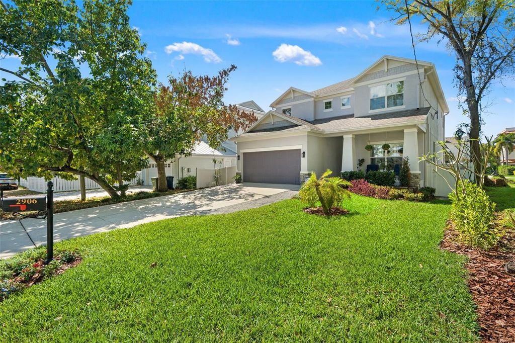 Photo of 2906 N Perry Avenue, Tampa, FL 33602 (MLS # TB8485969)