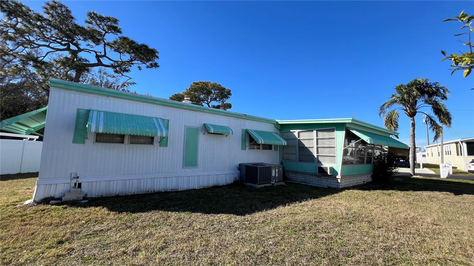 1500 COUNTY ROAD 1 44