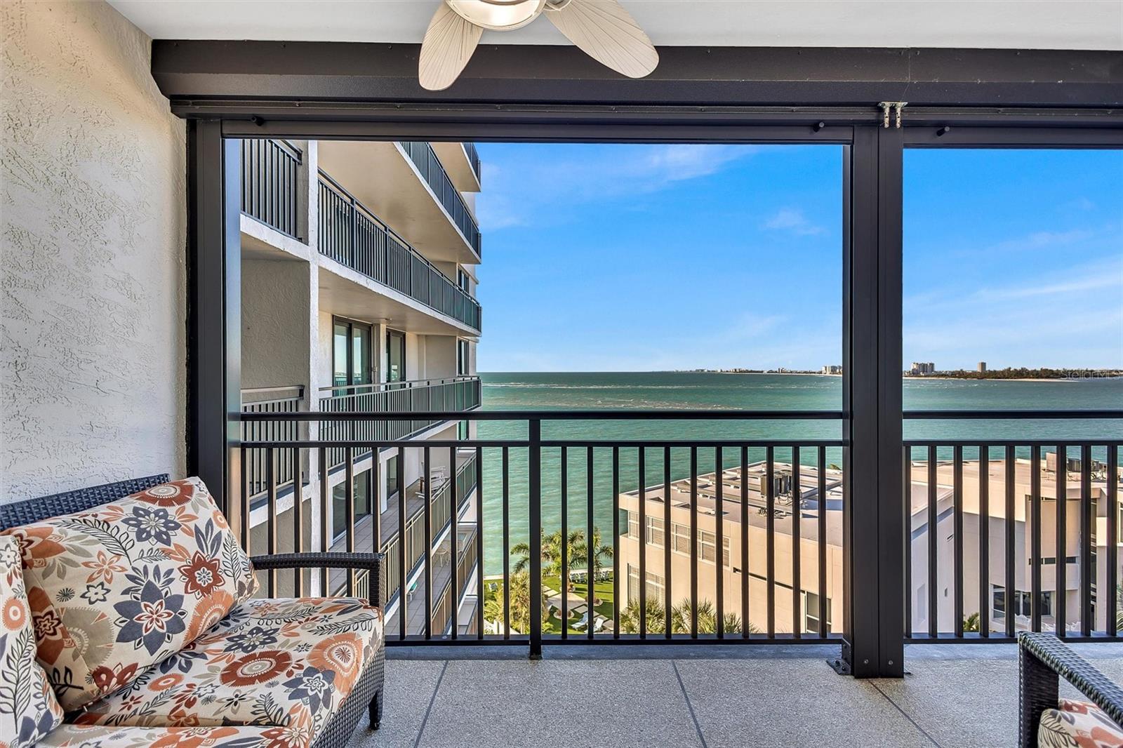 SIESTA TOWERS - Residential