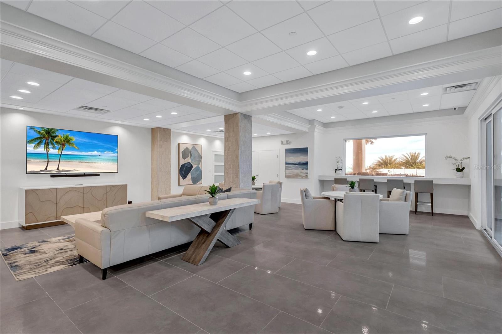 SIESTA TOWERS - Residential