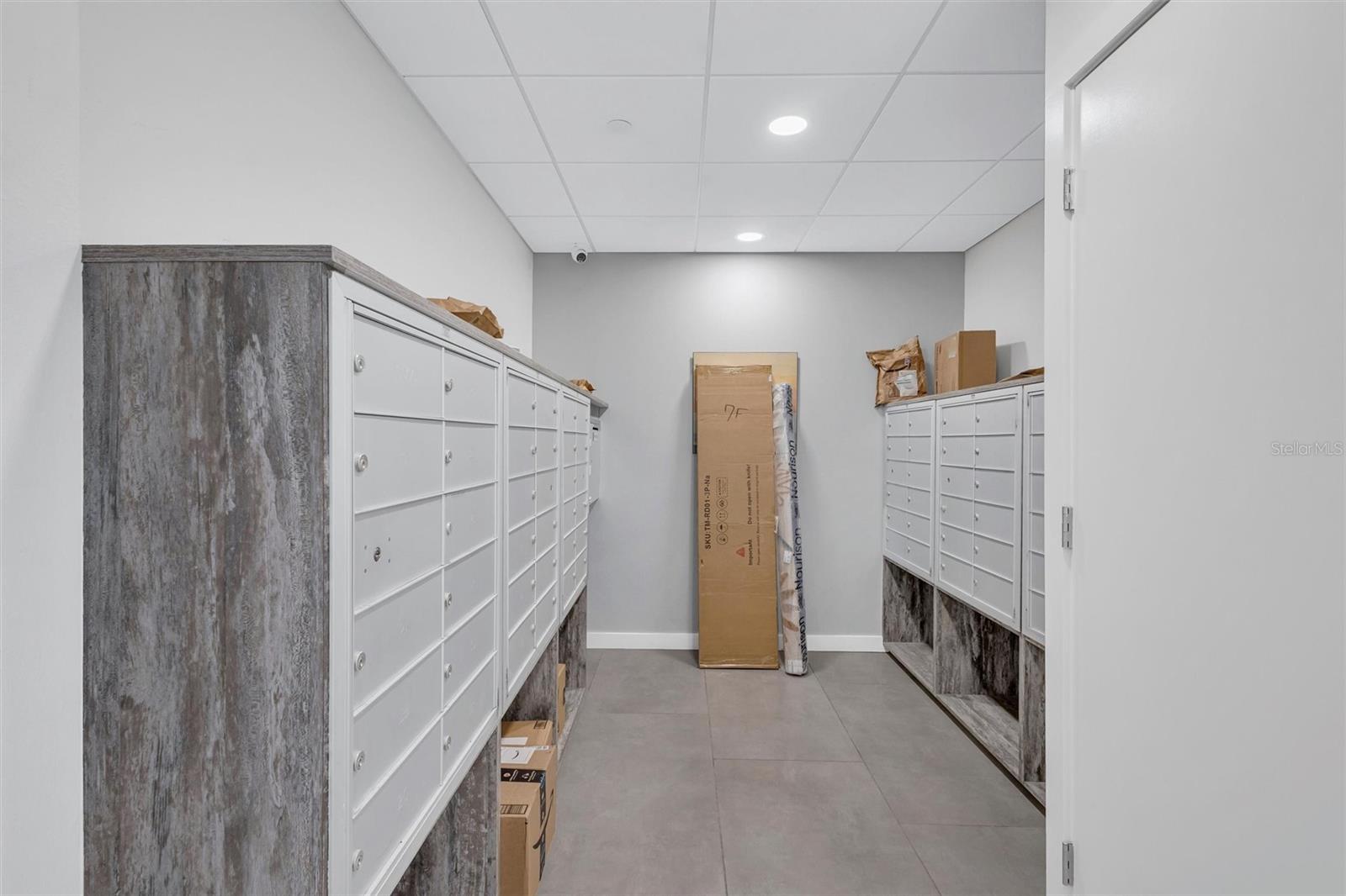 SIESTA TOWERS - Residential