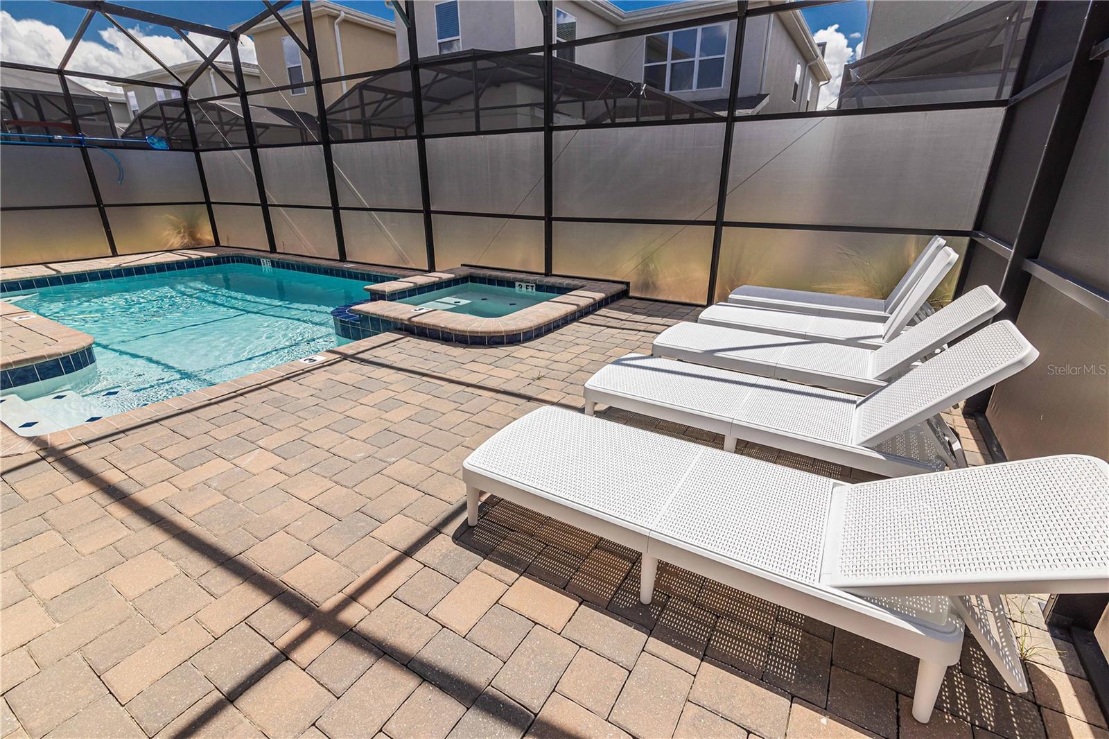 COVE AT STOREY LAKE II - Residential