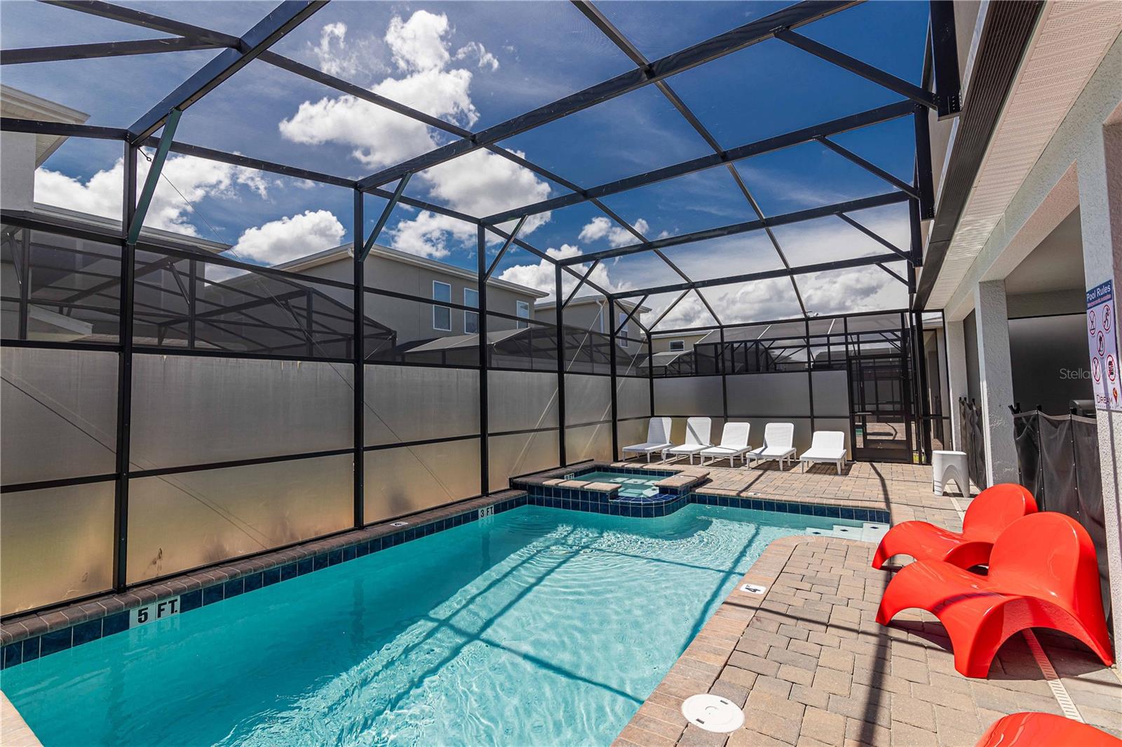 COVE AT STOREY LAKE II - Residential