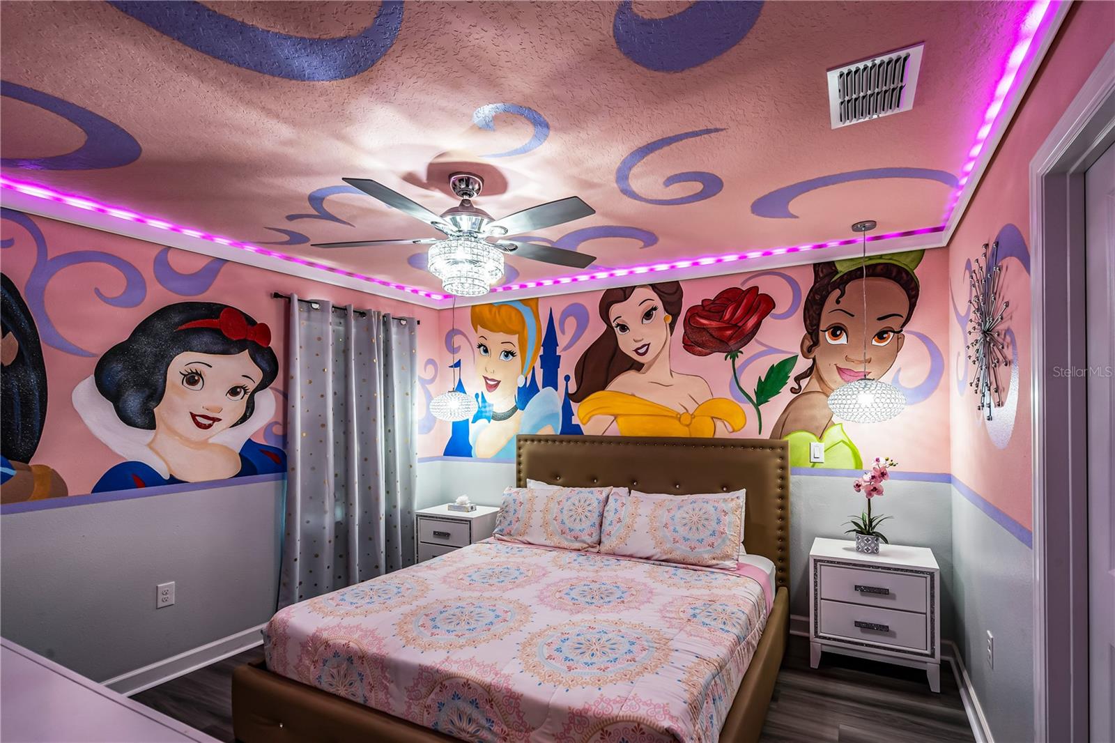 COVE AT STOREY LAKE II - Residential