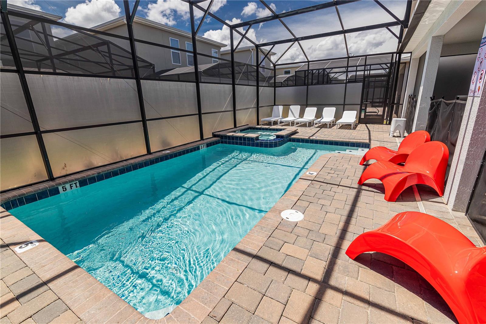 COVE AT STOREY LAKE II - Residential