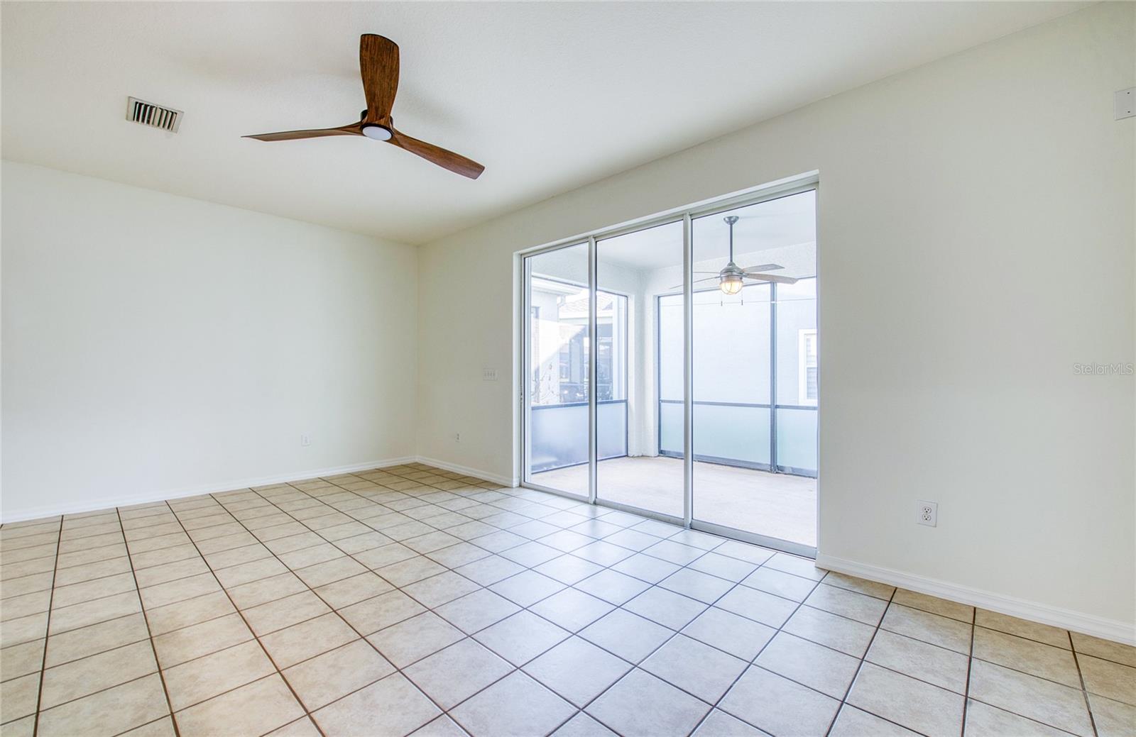 SAWGRASS VILLAGE - Residential Lease