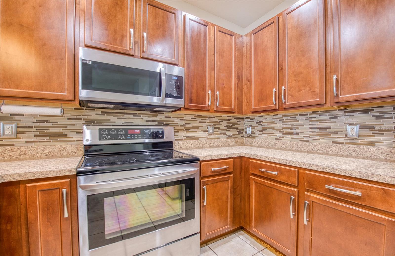 SAWGRASS VILLAGE - Residential Lease